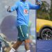 Neymar não viaja com seleção para Cleveland; segue em tratamento